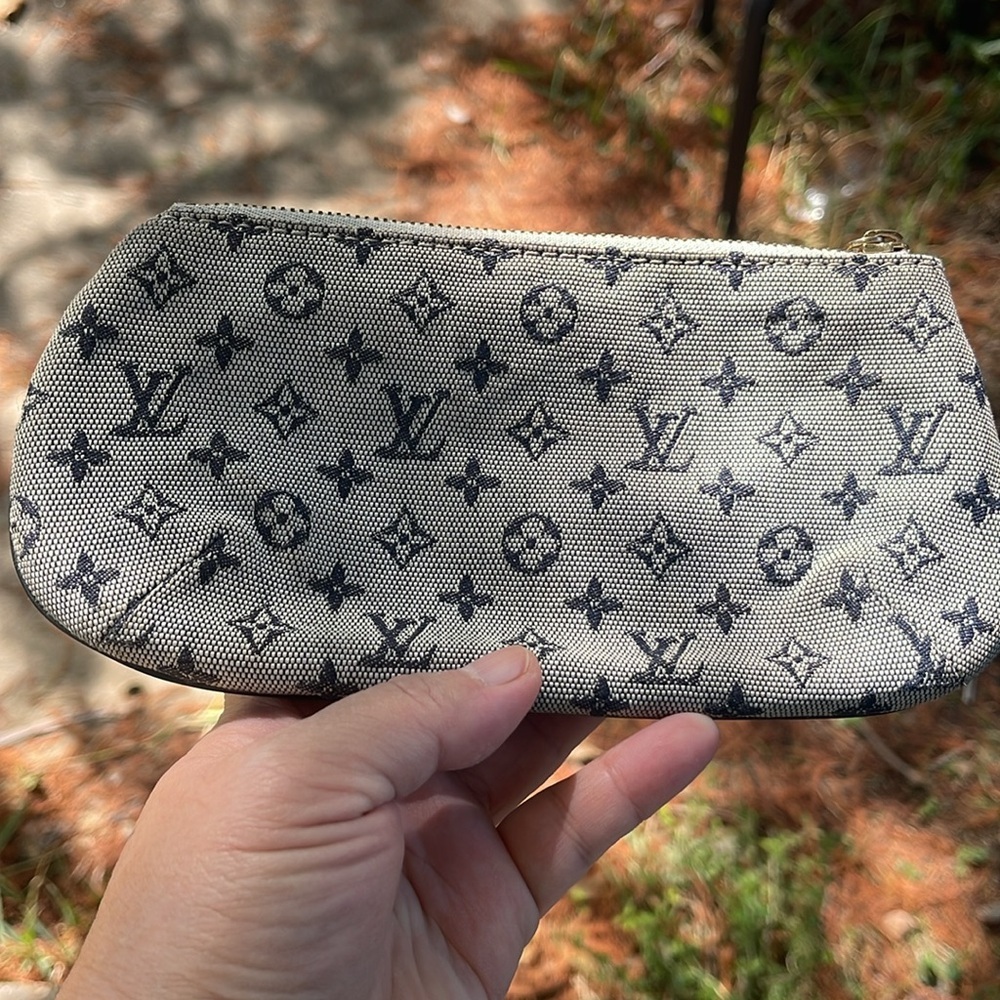 Authentic Vintage Louis Vuitton Monogram Mini Lin Anne Sophie Pouch/Clutch Navy - Picture 12 of 17